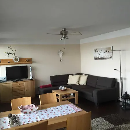 Exklusive Ferienwohnung Anja * Штральзунд